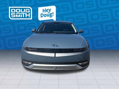 Used 2023 Hyundai Ioniq 5 SEL image 3