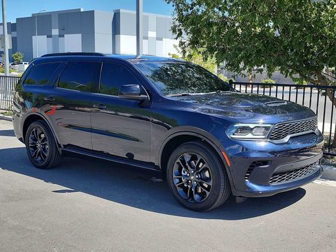 Used 2023 Dodge Durango R/T w/ Blacktop Package AWD/4WD image 2