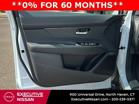 New 2025 Nissan Murano SV image 9