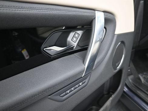 New 2025 Land Rover Discovery Sport S AWD/4WD image 21
