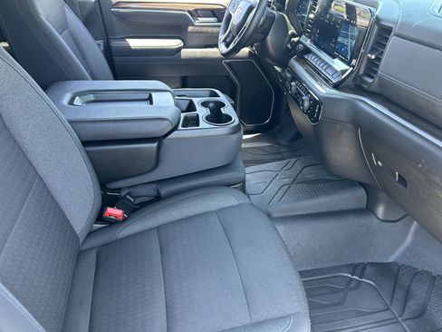 Certified 2025 Chevrolet Silverado 1500 LT RWD image 11