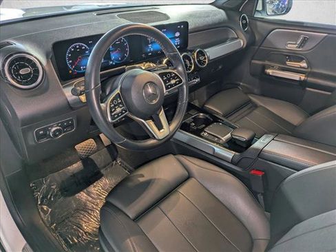 Certified 2022 Mercedes-Benz GLB 250 image 10