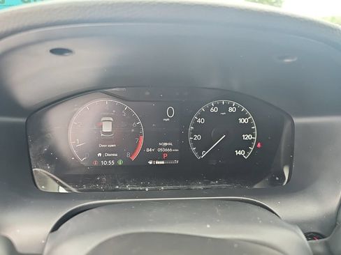 Used 2023 Honda HR-V LX image 9
