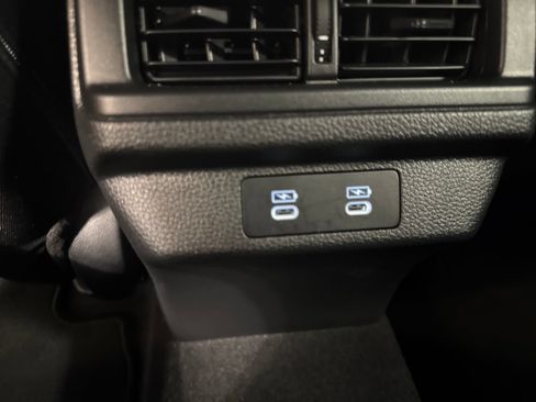 Used 2025 Honda Accord Sport image 34