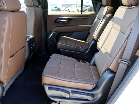 New 2026 Chevrolet Tahoe High Country AWD/4WD image 8