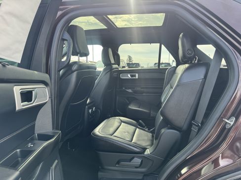 Used 2020 Ford Explorer Limited w/ Class III Trailer Tow Package image 19