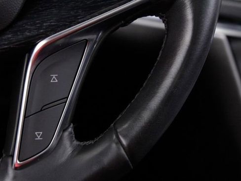 Used 2022 Cadillac XT5 Premium Luxury w/ Technology Package image 28