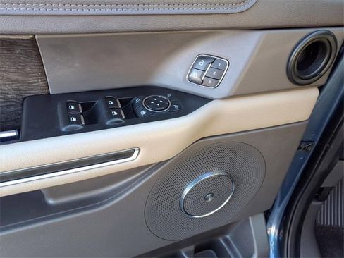 Certified 2019 Ford Expedition Limited w/ Equipment Group 302A image 16
