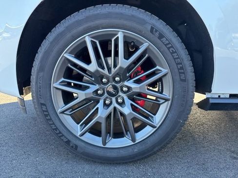 New 2025 Ford Expedition Max Platinum w/ Stealth Performance Package image 9