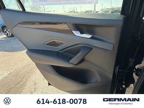 New 2026 Volkswagen Tiguan SEL R-Line image 17