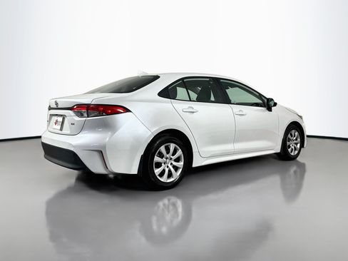Certified 2025 Toyota Corolla LE FWD image 7
