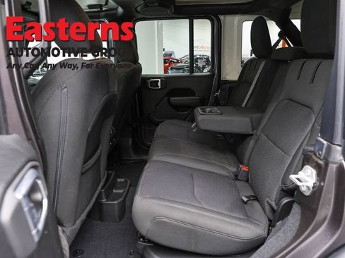 Used 2023 Jeep Wrangler Unlimited w/ Cold Weather Group AWD/4WD image 22