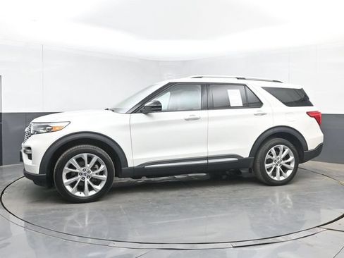 Used 2022 Ford Explorer Platinum w/ Equipment Group 601A AWD/4WD image 11