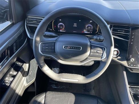 Used 2022 Jeep Wagoneer Series II w/ Premium Group I image 10