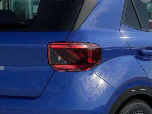 New 2026 Hyundai Venue SEL FWD image 10