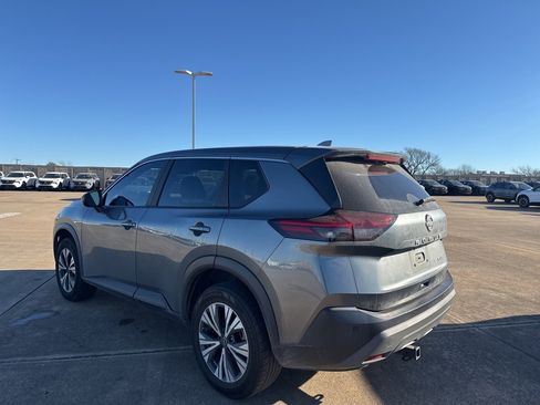 Certified 2023 Nissan Rogue SV image 5