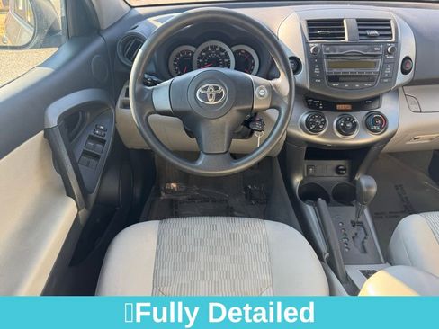 Used 2011 Toyota RAV4 4WD image 20