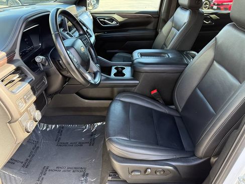 Used 2024 Chevrolet Tahoe LT RWD image 24