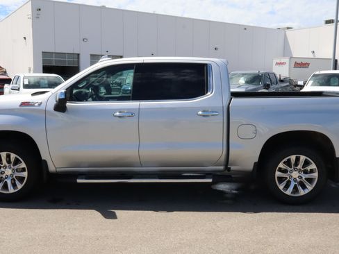 Certified 2021 Chevrolet Silverado 1500 LTZ AWD/4WD image 4