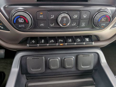 Used 2016 GMC Sierra 3500 Denali w/ Duramax Plus Package AWD/4WD image 20