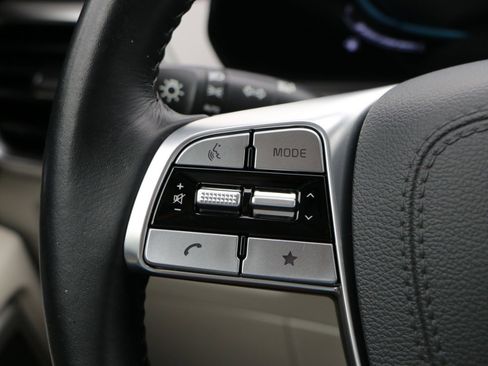 Used 2025 Kia Telluride S AWD/4WD image 19