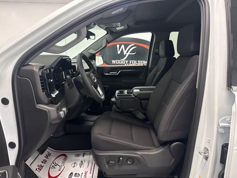 New 2026 GMC Sierra 1500 SLE w/ Preferred Package RWD image 8