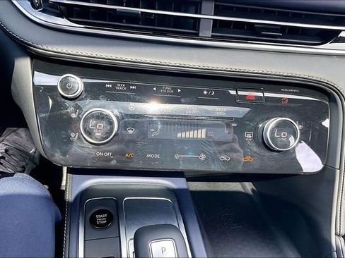 Used 2026 INFINITI QX60 Sport w/ Dark Cargo Package AWD/4WD image 32