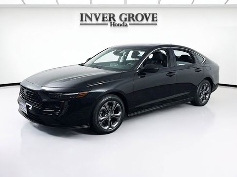 Used 2023 Honda Accord EX image 1
