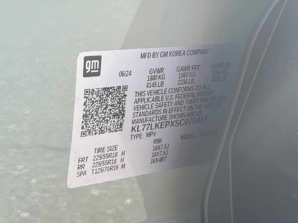 Used 2025 Chevrolet Trax ACTIV w/ Sunroof Package FWD image 33