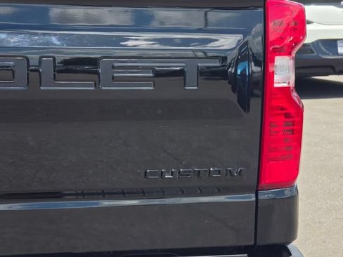 Used 2025 Chevrolet Silverado 1500 Custom w/ Turbomax Blackout Package RWD image 8