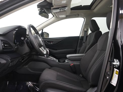 Used 2025 Subaru Outback Premium AWD/4WD image 22