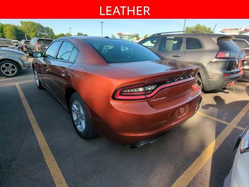 Used 2021 Dodge Charger SXT w/ Leather Interior Group RWD image 4