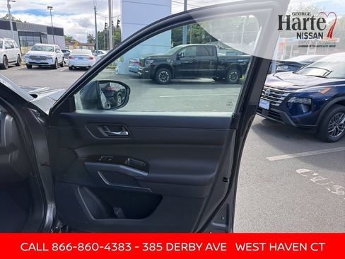Certified 2023 Nissan Pathfinder SL w/ SL Premium Package AWD/4WD image 28