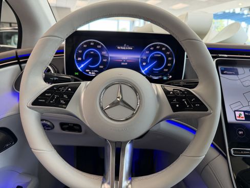 Used 2023 Mercedes-Benz EQE 350+ 4MATIC Sedan image 12