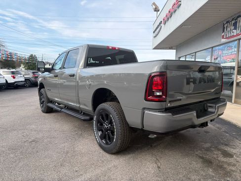 New 2026 RAM 2500 Big Horn AWD/4WD image 10