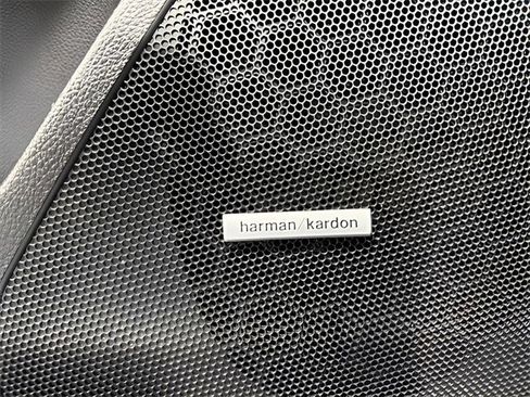 Used 2018 Subaru Forester 2.5i Touring w/ Popular Package #2 image 10