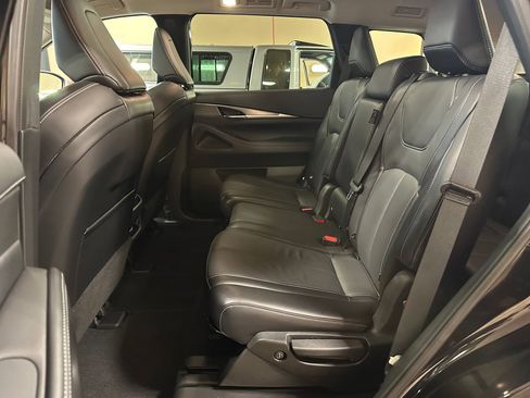 Used 2024 INFINITI QX60 Luxe AWD/4WD image 18