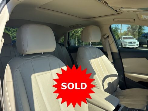 Used 2018 Audi A4 2.0T Ultra Premium w/ Convenience Package image 11
