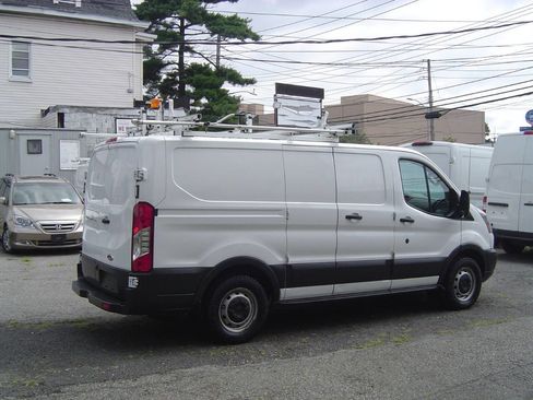 Used 2017 Ford Transit 150 130 Low Roof image 4