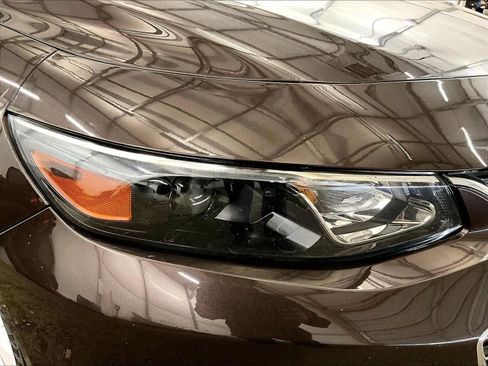 Used 2016 Chevrolet Malibu LT FWD image 27