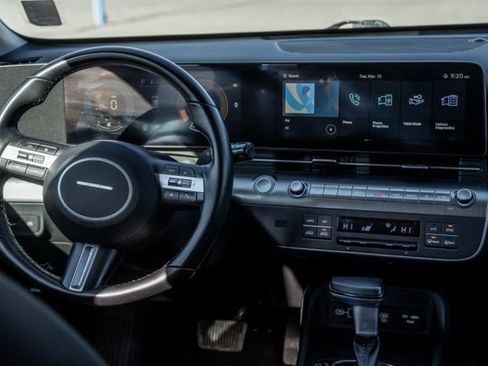 Used 2024 Hyundai Kona SEL image 14