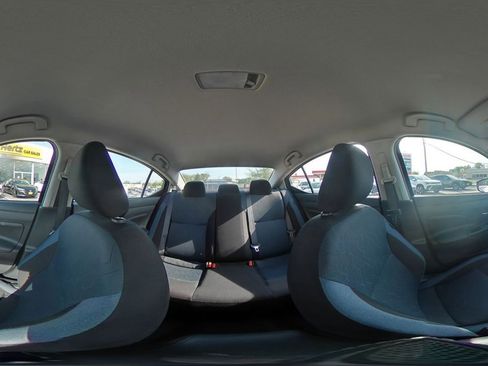 Used 2025 Nissan Versa SV image 40