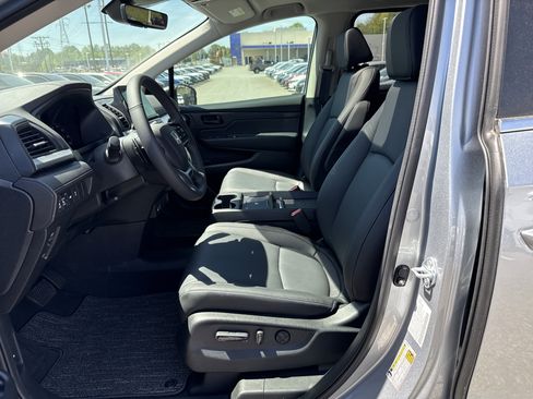 New 2026 Honda Odyssey EX-L image 16