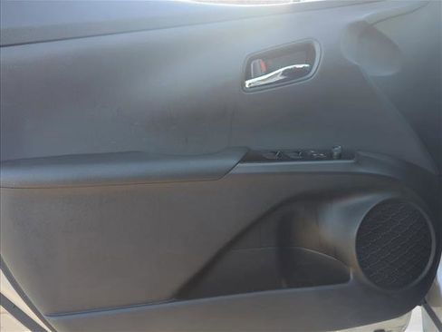 Certified 2022 Toyota Prius LE image 9