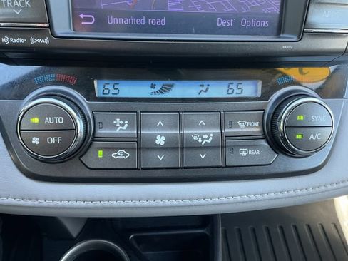 Used 2013 Toyota RAV4 Limited AWD/4WD image 17