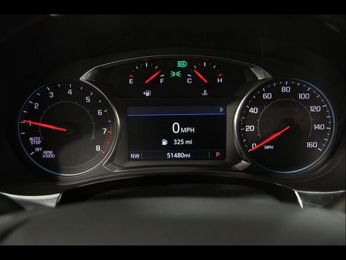 Used 2023 Chevrolet Traverse LT FWD image 8