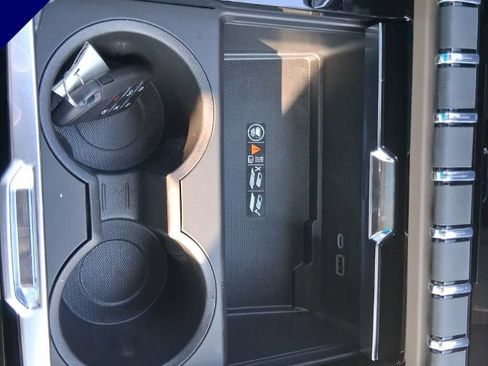 New 2026 GMC Yukon XL Denali w/ LPO, Floor Liner Package AWD/4WD image 32