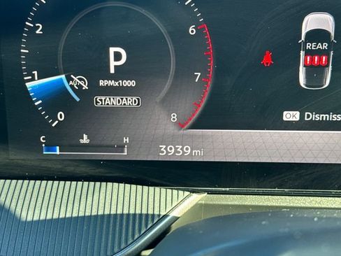 Used 2025 Nissan Murano SV image 20