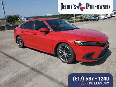 Used 2022 Honda Civic Touring image 5