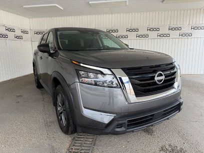Used 2023 Nissan Pathfinder S